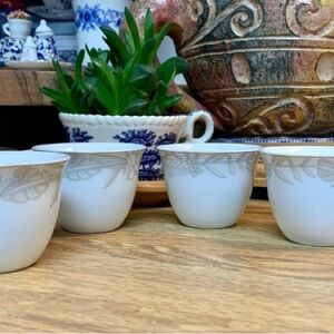 4~bone china Rice Bowls~sauce
dish~tea cup~cottage decor~tableware